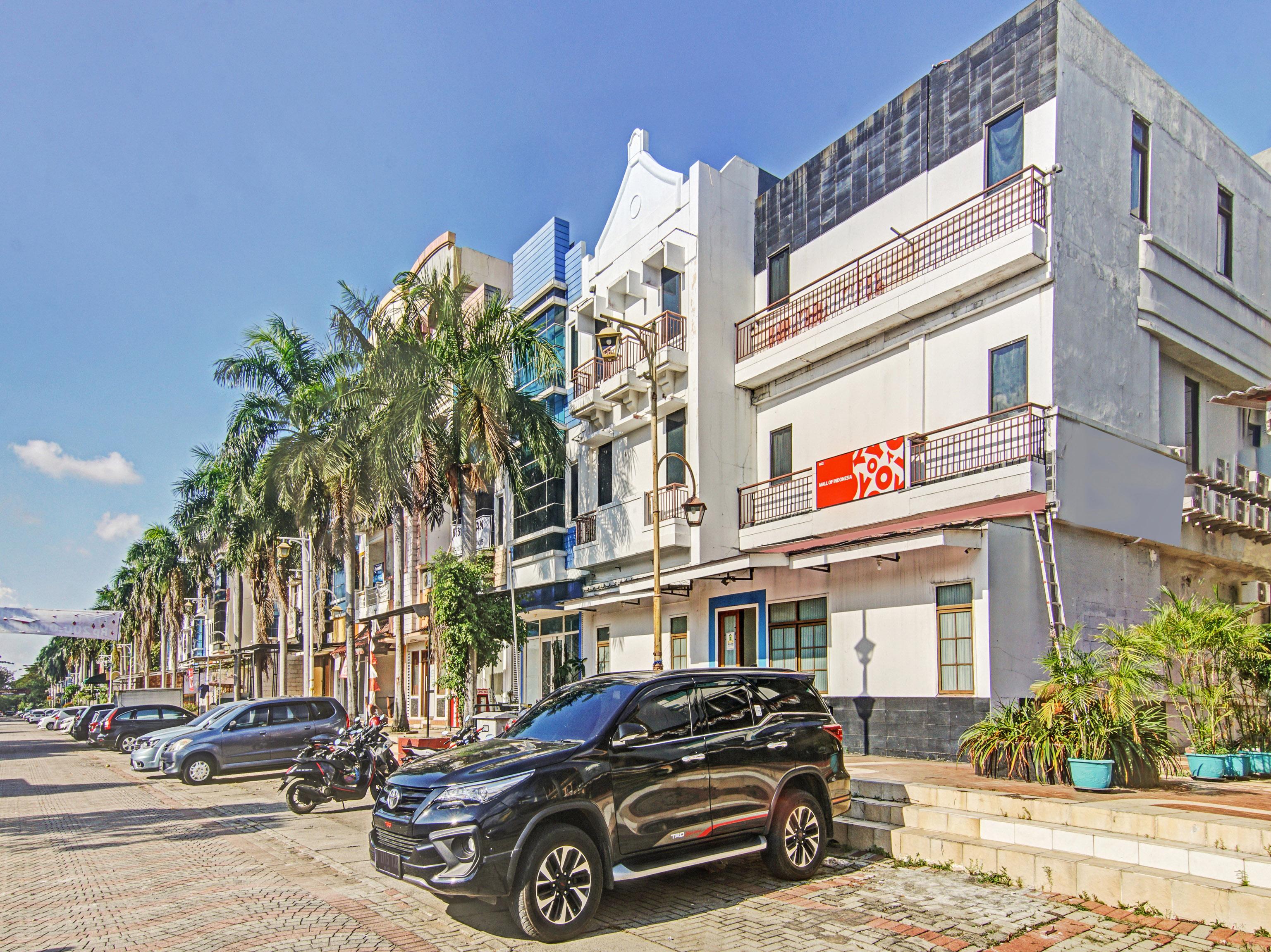 Super Oyo 90422 Mall Of Indonesia Giacarta Esterno foto